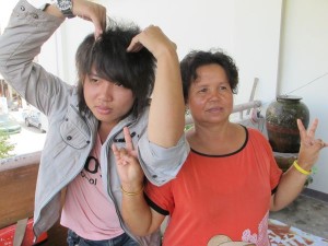 IMG_0753 แม่สุดแนวและน้องร่วมอุดมการณ์วาฟเฟิลครั้งนี้